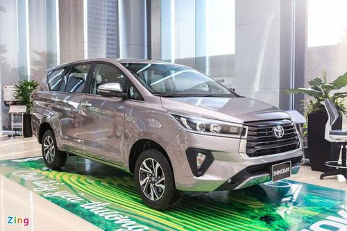 Toyota Innova chật vật trước sức ép từ Mitsubishi và Suzuki
