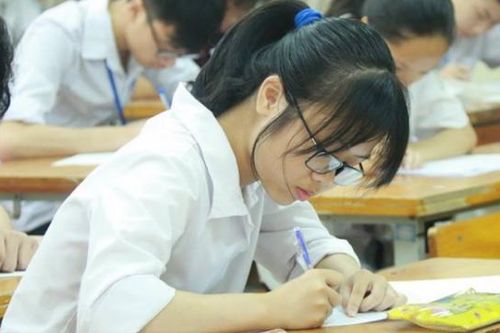 Tuyển gần 6.000 học sinh lớp 10 vào trường trung cấp, cao đẳng