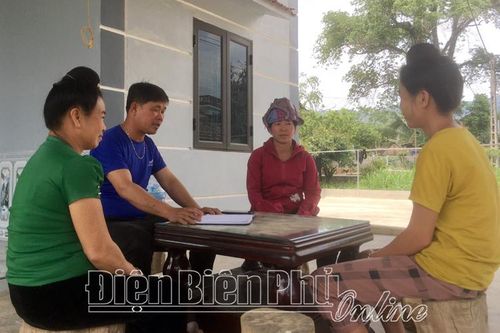 Phát huy vai trò người có uy tín trong công tác bầu cử