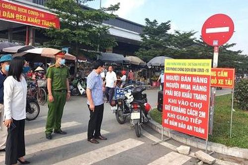 Kiểm tra công tác phòng, chống dịch bệnh COVID-19 trên địa bàn thành phố Việt Trì