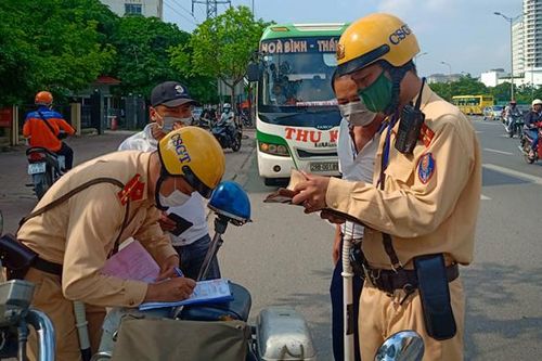 Xử lý hơn 32.600 trường hợp vi phạm trật tự an toàn giao thông trong 4 ngày nghỉ lễ