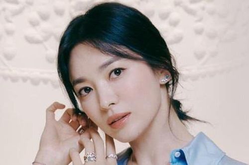 Ngược đời như Song Hye Kyo: Càng trang điểm nhẹ nhàng càng xinh đẹp hút hồn