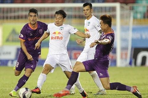 V.League 2021: Khó lường