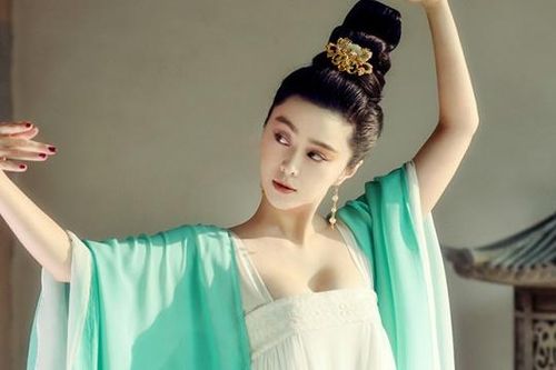 Lịch sử Trung Quốc bị bóp méo trong phim cổ trang