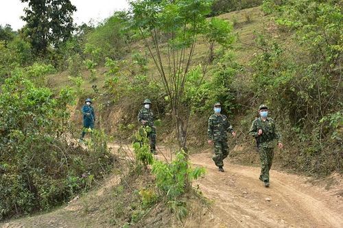 Bài 1: Tấm 'lá chắn' quân hàm xanh