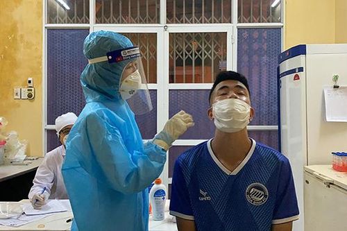 Hòa Bình xét nghiệm cầu thủ từ Vĩnh Phúc trước trận khai mạc giải hạng Nhì