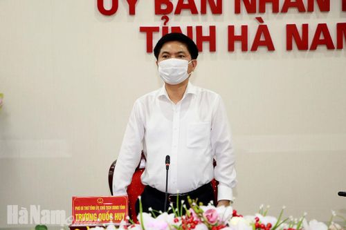 Hà Nam: Nghiêm cấm bán thuốc không đơn, tránh bỏ sót người biểu hiện Covid-19