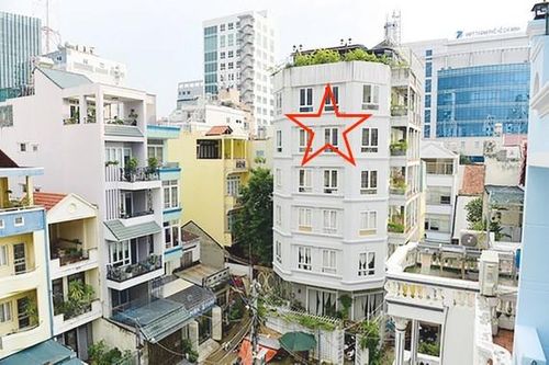 TP. HCM: Hoãn phiên tòa phúc thẩm vụ nguyên Phó Chánh án Quận 4 'xâm phạm chỗ ở của người khác'
