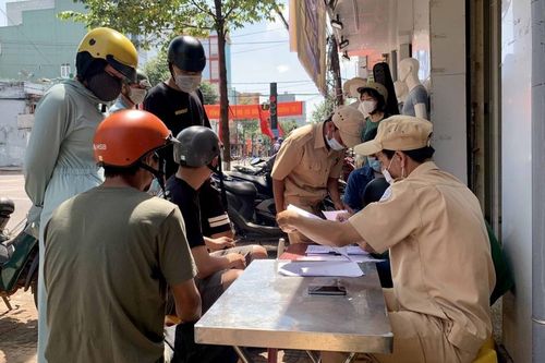 Gia Lai: Xử phạt 199 người không đeo khẩu trang
