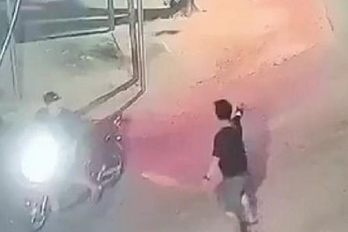 Kinh hoàng vụ 'nổ súng' giữa hai nhóm thanh niên