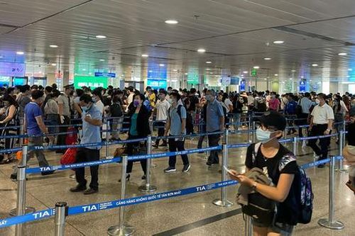 Tân Sơn Nhất đón lượng khách cao nhất lịch sử trong dịp nghỉ lễ vừa qua