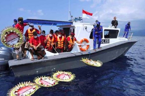 Ba tàu Trung Quốc đến Indonesia giúp vớt xác tàu ngầm đắm