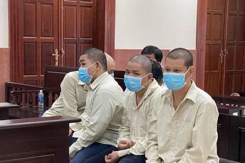 Xét xử nhóm đối tượng xông vào tòa án ở Bình Dương bắt người