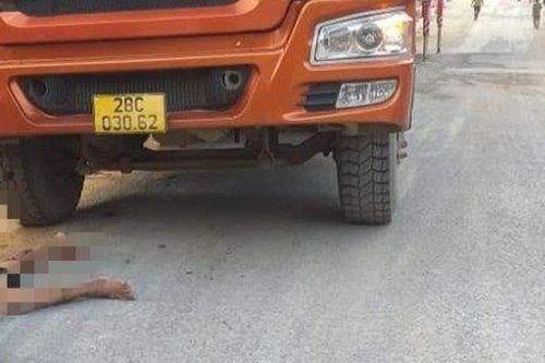 Xe hovo tông cụ ông tử vong
