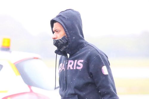 Pochettino lo sốt vó, PSG cầu nguyện cho Mbappe