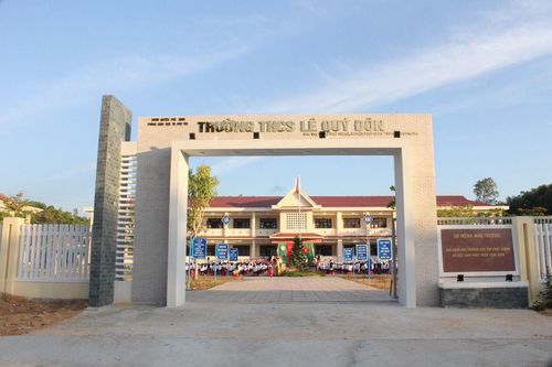 Một trường THCS chất lượng cao bị dừng hoạt động