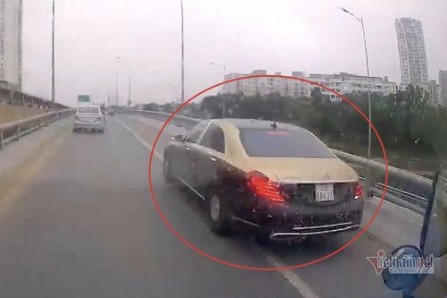 Triệu tập 2 lần, chủ xe Mercedes đi lùi trên đường vành đai 3 vẫn chưa 'lộ diện'