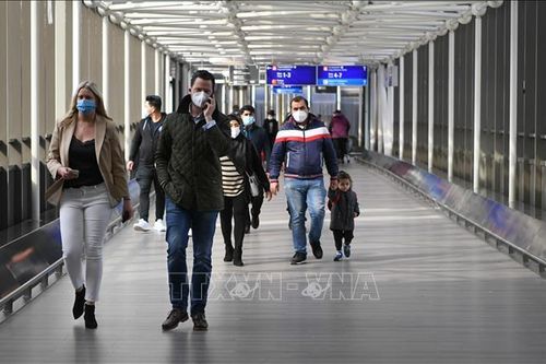 Kinh tế châu Âu tiếp tục suy thoái
