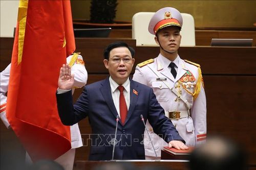 Lãnh đạo Nghị viện các nước chúc mừng Chủ tịch Quốc hội Vương Đình Huệ