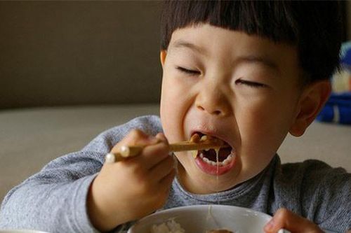 3 bộ phận trên cơ thể nếu trẻ kêu đau, báo hiệu bé dễ cao lớn vượt trội trong tương lai
