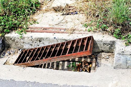 Nhiều hố ga bị che lấp, mất nắp