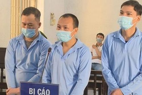 Ba đối tượng trộm gần 400 chiếc điện thoại di động lĩnh 43 năm tù