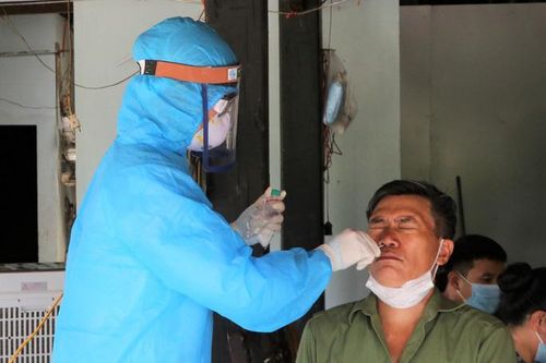 Hơn 700 F1 và F2 liên quan đến đám cưới có ca mắc COVID-19 ở Yên Bái