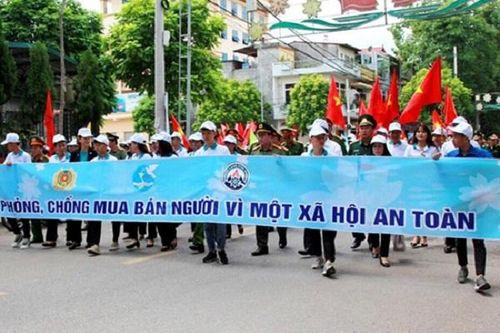 Đấu tranh hiệu quả, triệt để với tội phạm mua bán người