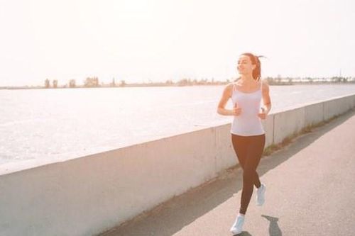Những lưu ý khi luyện tập thể dục vào thời tiết nắng nóng