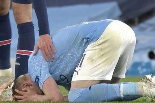 Cầu thủ Man City khóc khi lần đầu vào chung kết Champions League