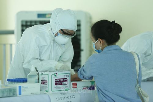 Thêm 8 người dương tính với SAR-CoV-2, Vĩnh Phúc họp khẩn lúc nửa đêm