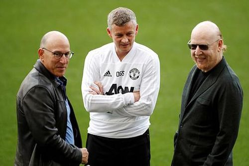 MU: Nhà Glazer gửi lời xin lỗi 'cá nhân' tới Ole Solskjaer