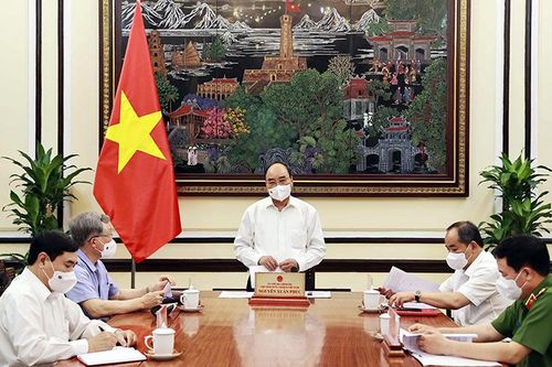 Chủ tịch nước Nguyễn Xuân Phúc chủ trì họp đánh giá triển khai Luật Ðặc xá năm 2018