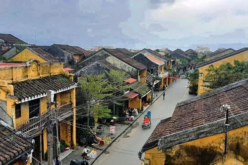 14 người tiếp xúc gần ca nghi mắc Covid-19 ở Hội An âm tính lần 1 với SARS-CoV-2
