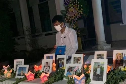 Xúc động lễ tưởng niệm sinh viên Nguyễn Văn Nhã