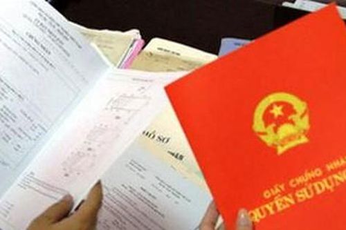 Khởi tố 4 cựu cán bộ sai phạm đất đai