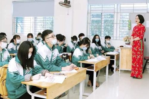 Siết chặt phòng dịch, linh hoạt ôn tập thi tốt nghiệp trung học phổ thông