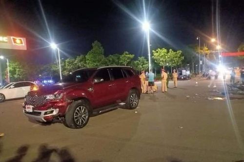 Lai Châu: Va chạm với ô tô, thiếu niên điều khiển xe máy tử vong