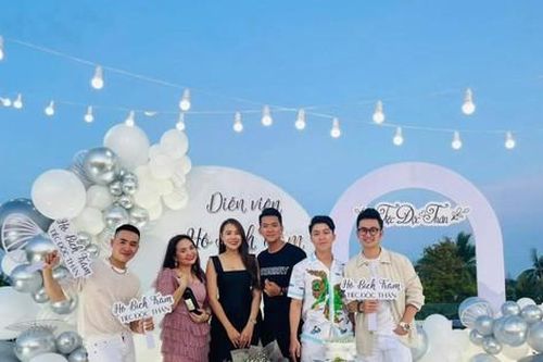 Đám cưới diễn ra ngay sau ngày có lệnh giới hạn, Hồ Bích Trâm mời khách dự theo khung giờ