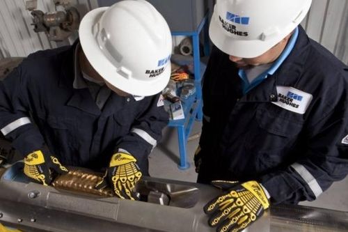 Petrobras ký hợp đồng thiết bị dầu mỏ dưới biển với Baker Hughes