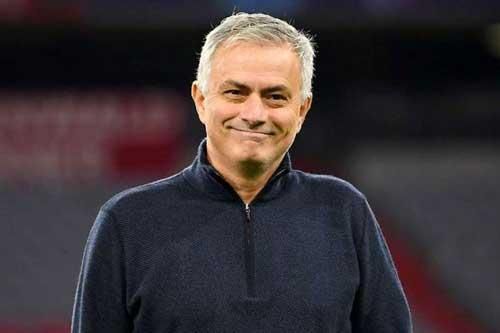 Mourinho nói gì khi dẫn dắt Roma & Tottenham được lợi gì?