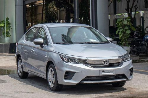 Honda City phiên bản E giá 499 triệu đồng có gì để 'đấu' với Toyota Vios?