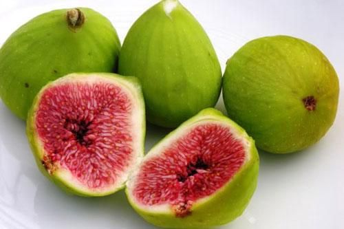 5 nguyên liệu dễ kiếm giúp bạn trắng răng hiệu quả