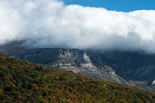 Ngắm khung cảnh mùa thu đẹp như cổ tích ở Crimea