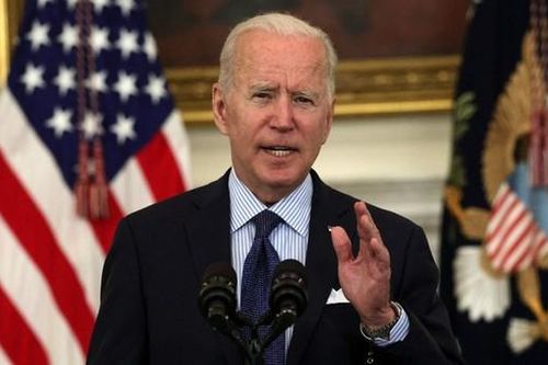 Biden đề xuất miễn phí 17 năm học, lấy tiền doanh nghiệp và 'nhà giàu' để bù đắp