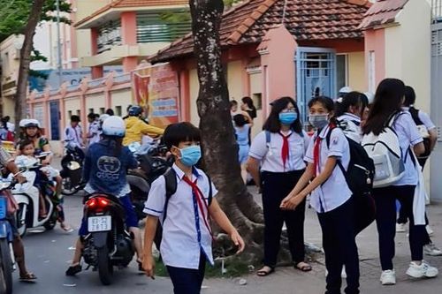 Không lùi thời gian kết thúc năm học 2020-2021