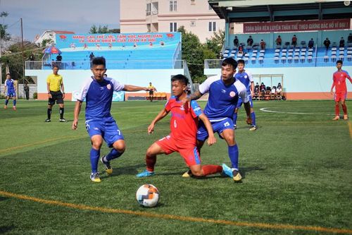 Lâm Đồng thắng 4-1 trước Kon Tum trên sân nhà