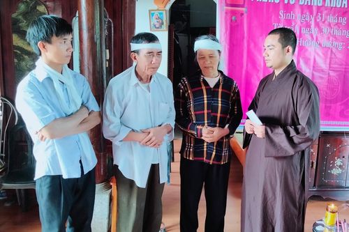 Hỗ trợ gia đình nam sinh bị tử vong do cứu bạn bị đuối nước