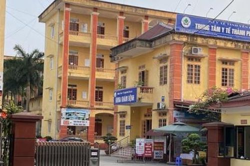 Giám đốc Trung tâm Y tế Thành phố Yên Bái bị kỷ luật do vi phạm phòng chống dịch