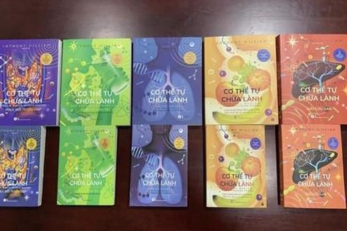 Bộ sách 'Cơ thể tự chữa lành' bị in lậu, công ty sách kêu cứu